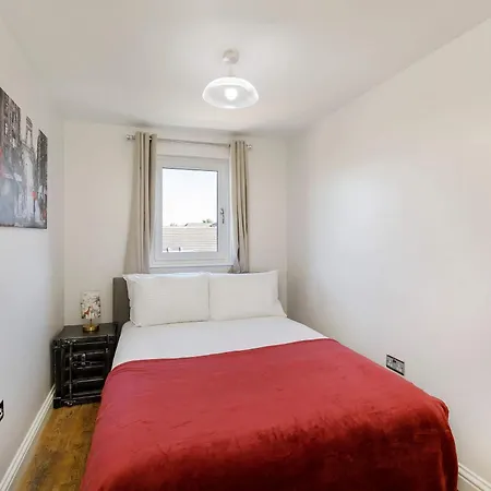 別荘 Walpole House - Hot Tub, Games Room, Sleeps 12 *