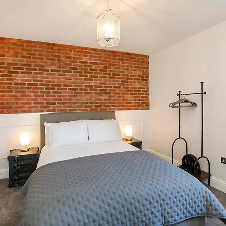 Holiday home Walpole House - Hot Tub, Games Room, Sleeps 12