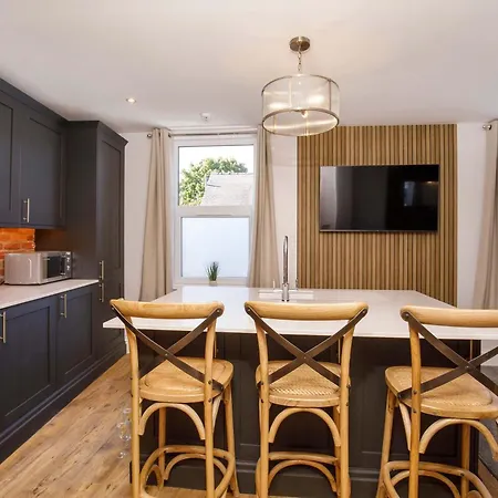 Walpole House - Hot Tub, Games Room, Sleeps 12 Tatil Evi *