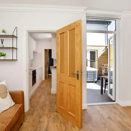 度假居 Walpole House - Hot Tub, Games Room, Sleeps 12